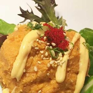 spicy salmon tar tar